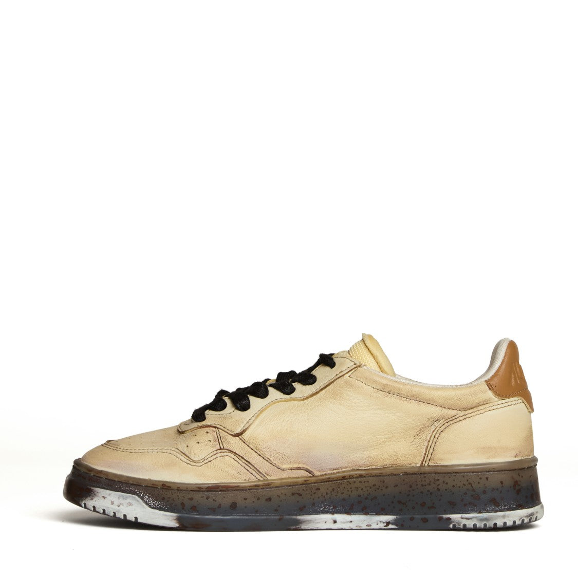 Autry Vintage-Inspired Low-Top Sneakers With Brown Accents