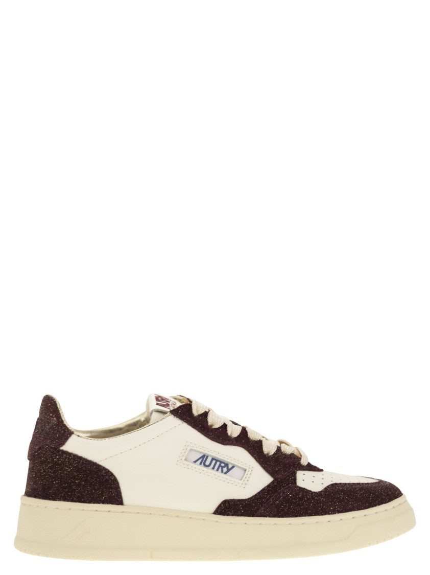 Autry Medalist Low - Sneakers With Two-Tone Glitter