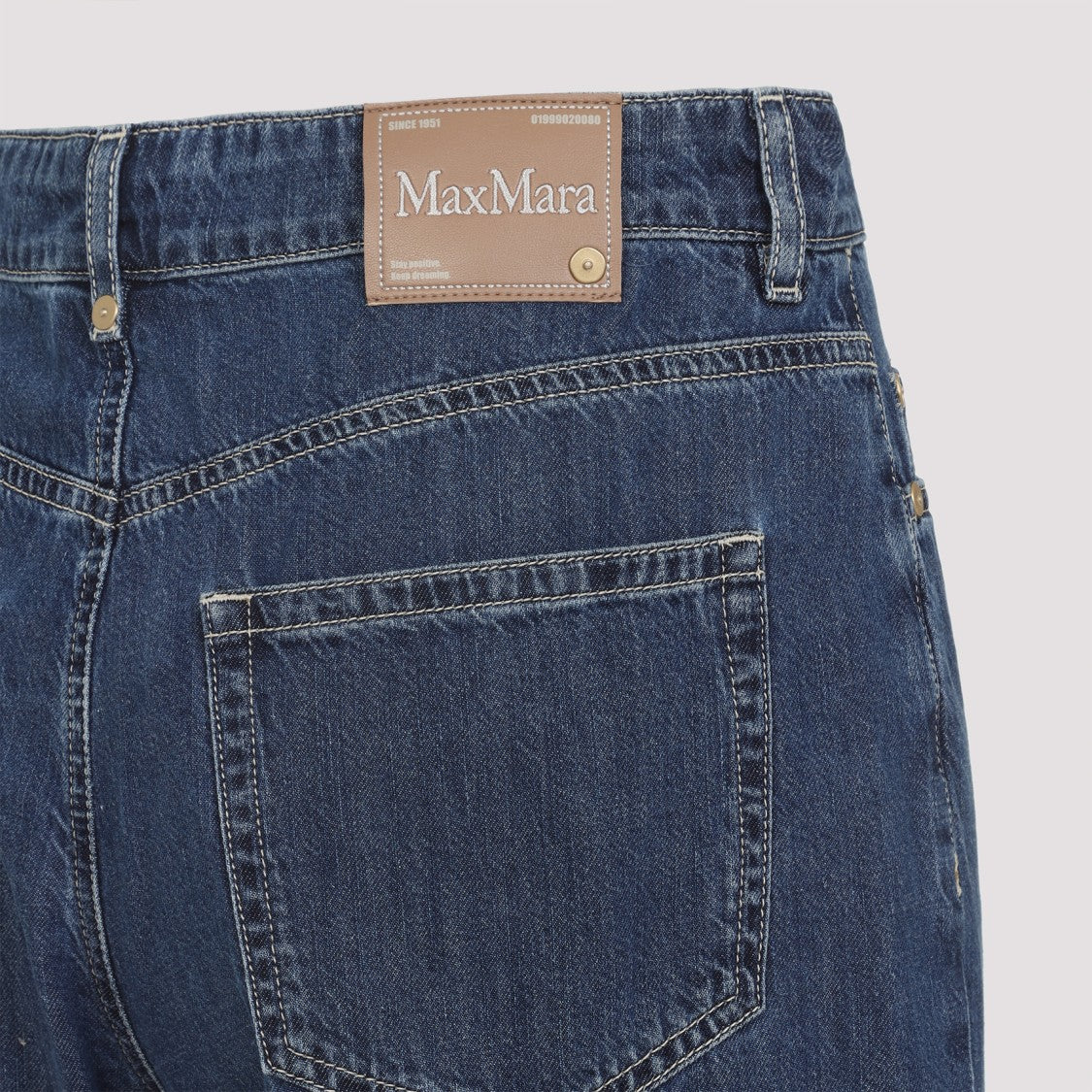 Max Mara Wide-Leg High-Waisted Jeans With Rolled Cuffs And Five-Pocket Styling