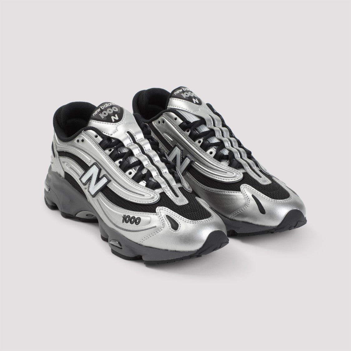 New Balance Sporty Silver Sneakers With Breathable Mesh