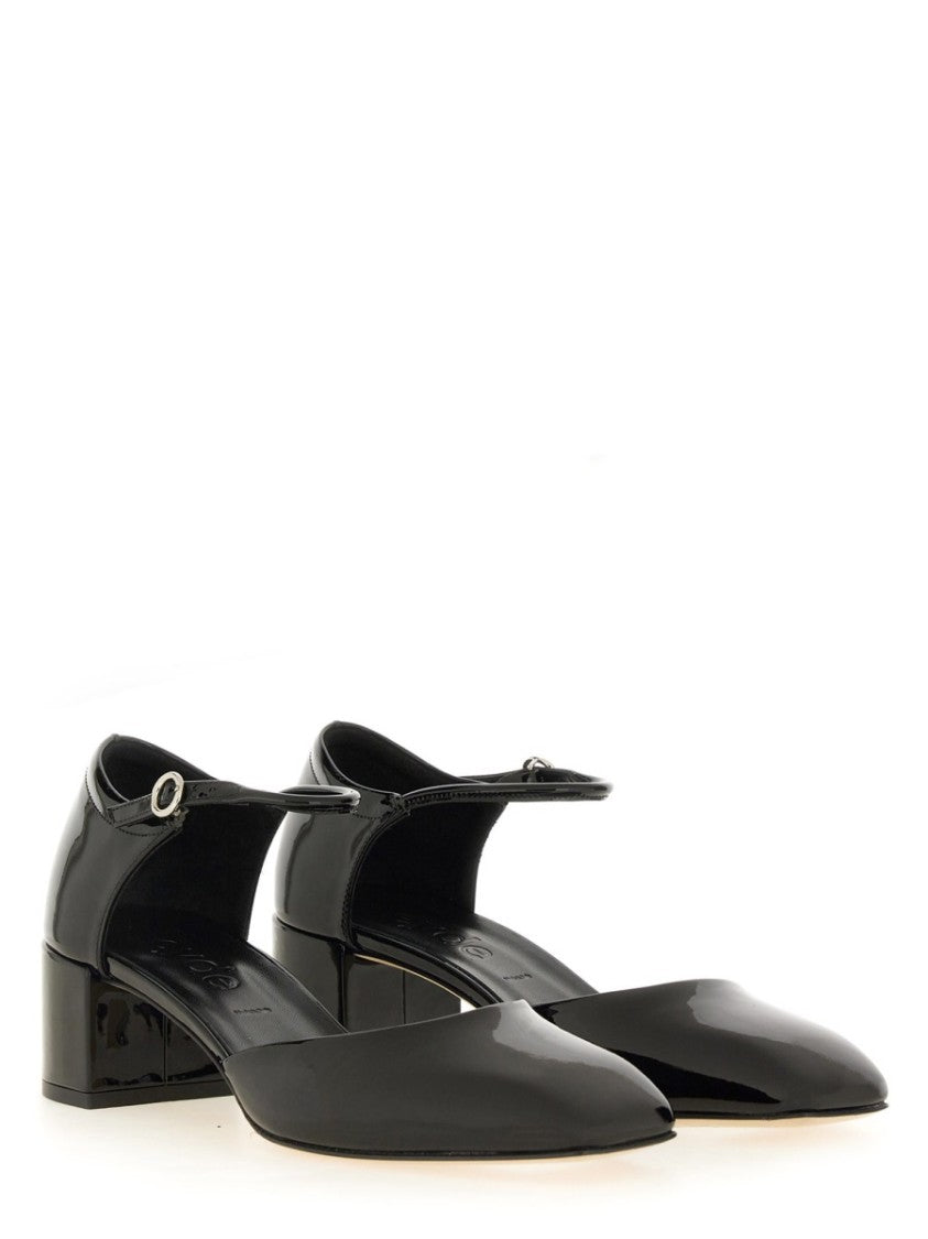 Aeydē "Magda" Pump