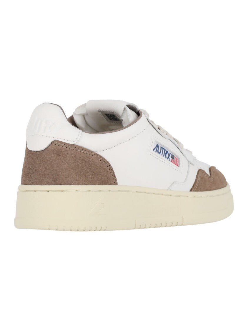 Autry "Medalist" Low Sneakers – White