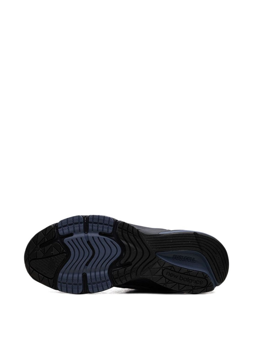 New Balance Blue Suede And Mesh Paneling Sneakers