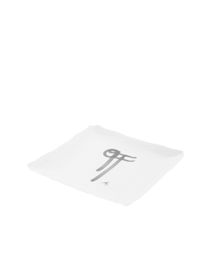 Off-White 1735 Traywhite Squared Tray Plate