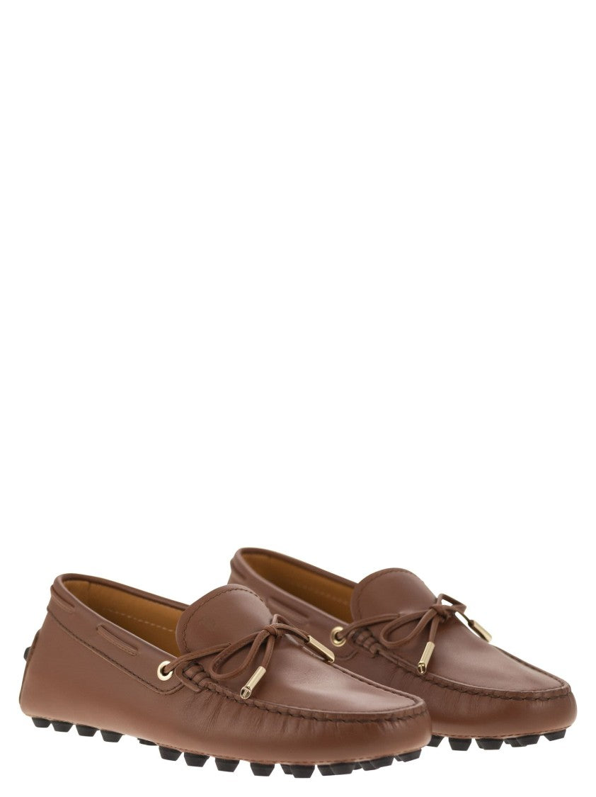 Tod's Bubble Leather Grommet With Loop Lace