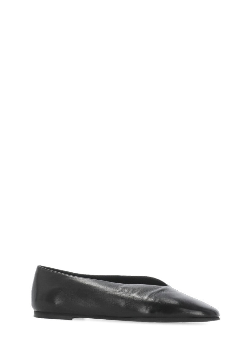 Poeve Porto Nero Ballet Shoes