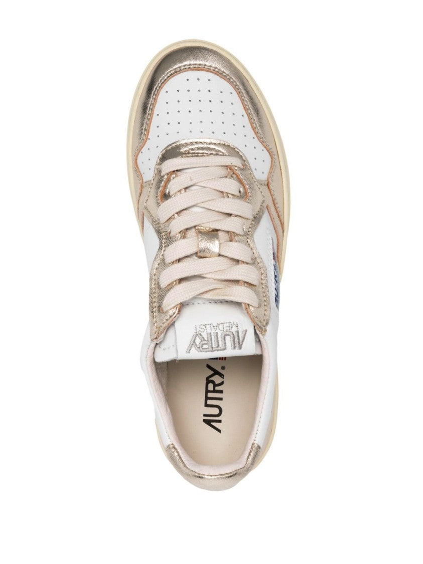 Autry White/Gold-Tone Logo-Patch Lace-Up Sneakers