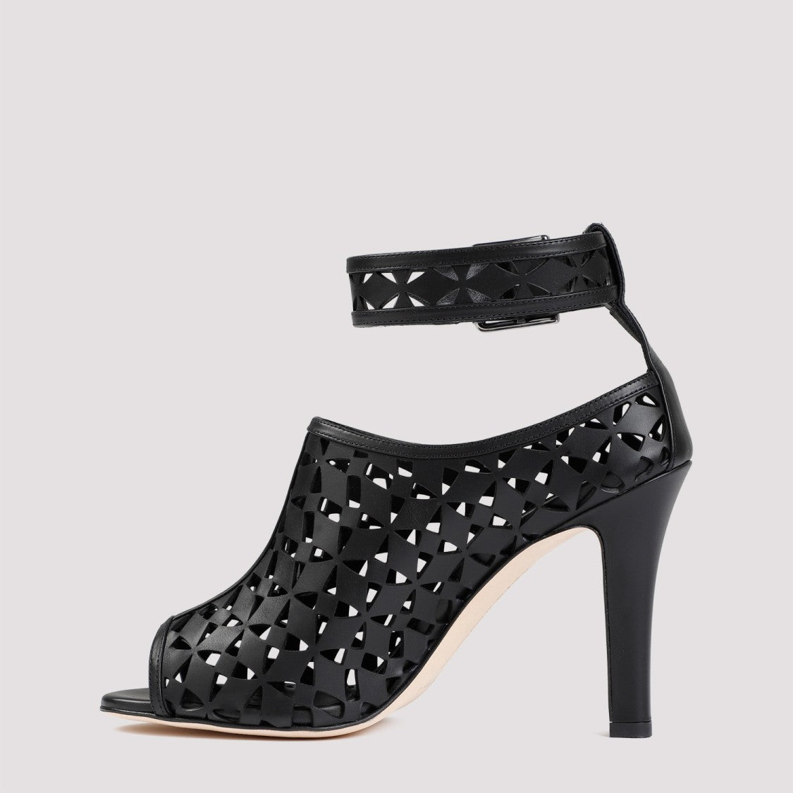 Manolo Blahnik Black Tingah 105 Yoth Calf Leather Sandals