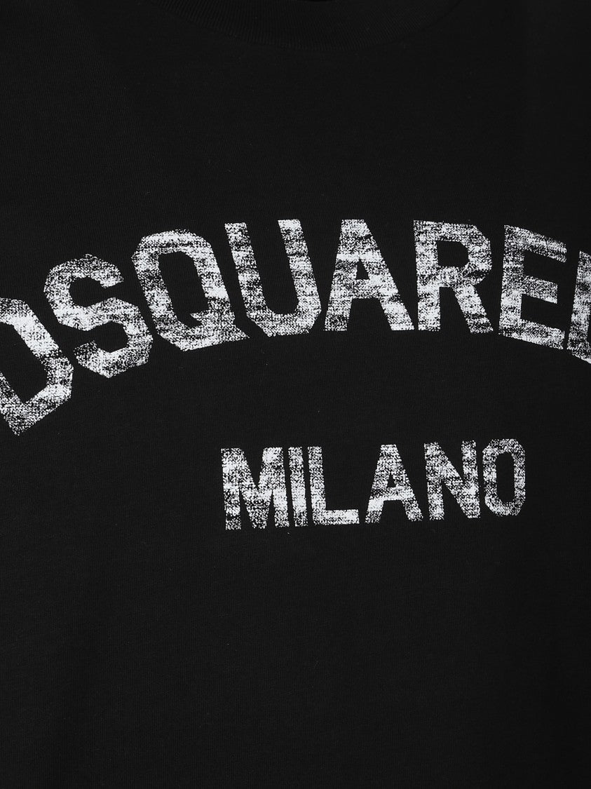 Dsquared2 Black Crew Neck T-Shirt With Distressed Logo Print