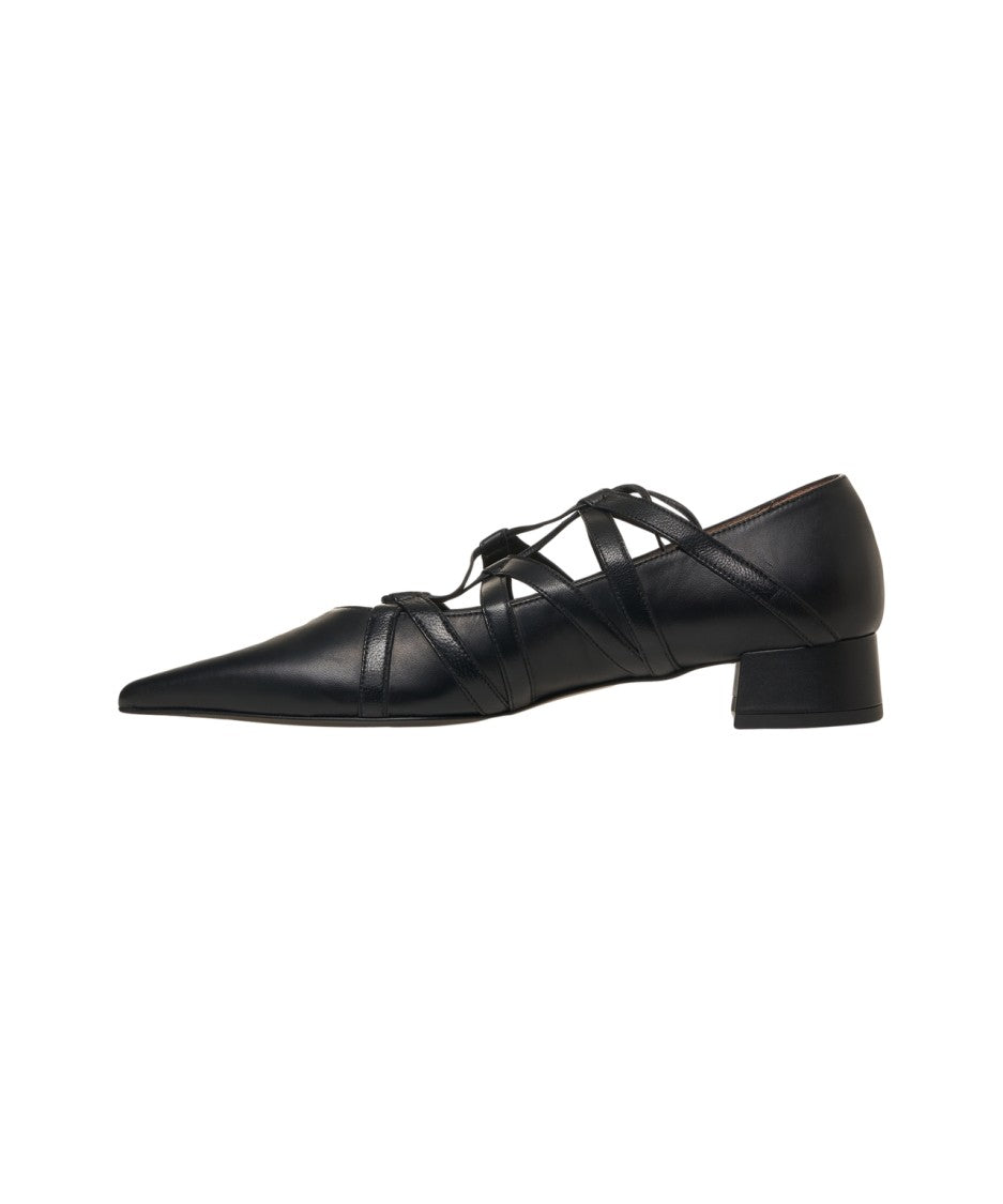 Gender Pointed Toe Nappa Leather Pumps With Crossover Straps