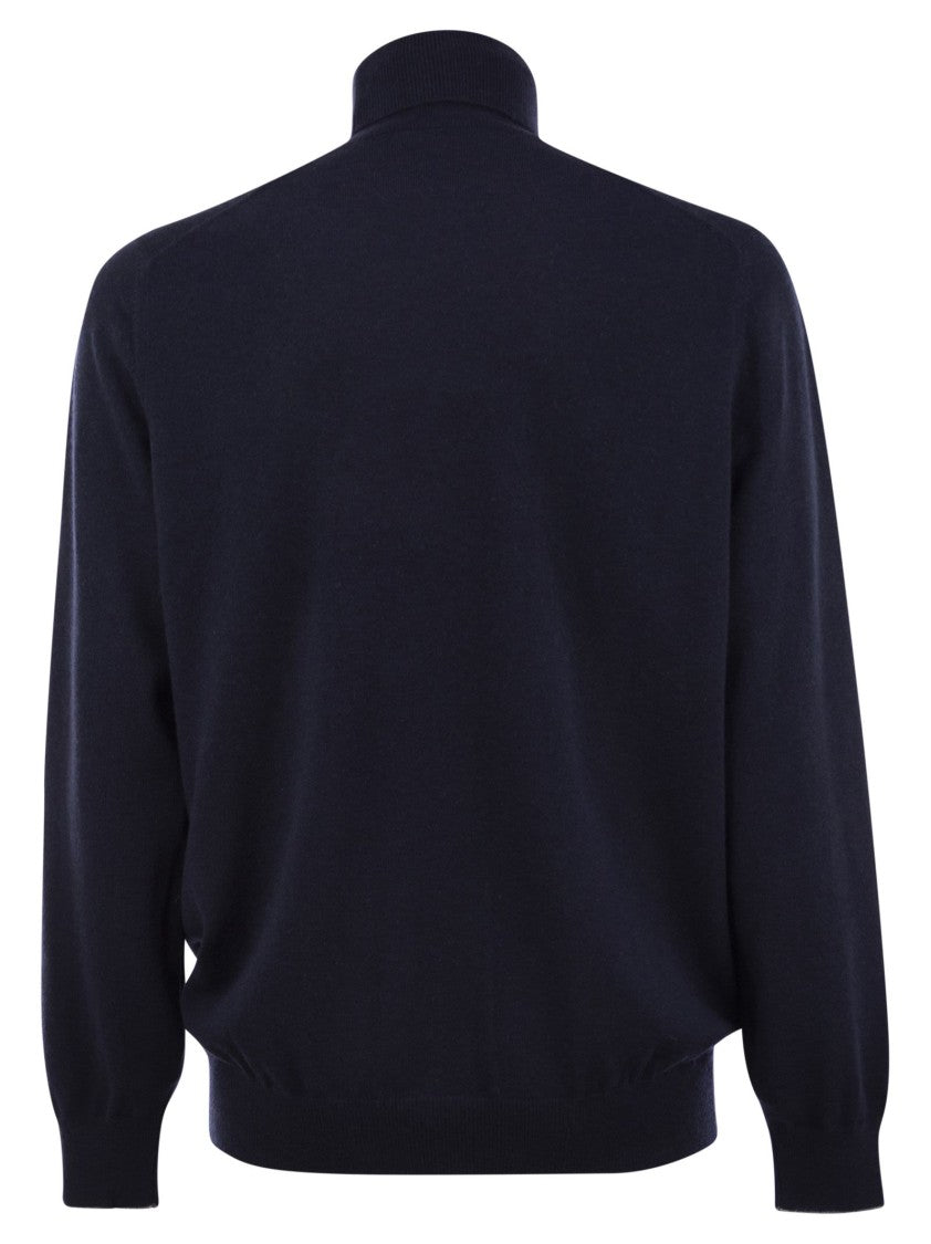 Brunello Cucinelli Refined Black Cashmere Turtleneck Sweater