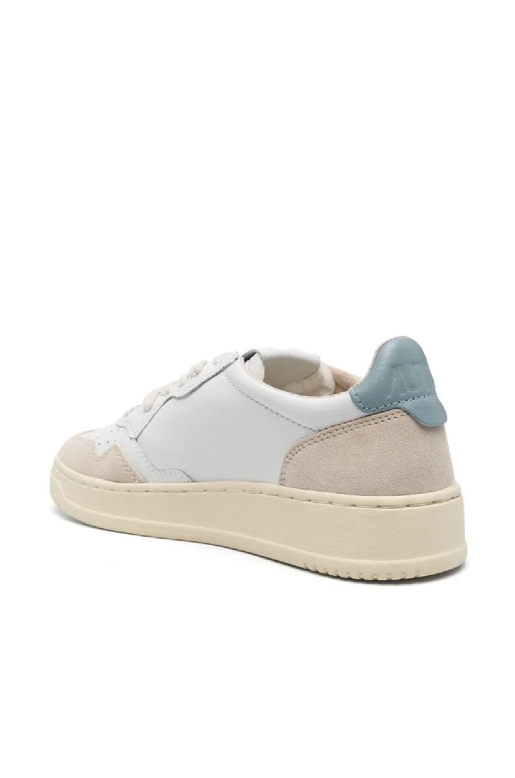 Autry Medalist Low-Top Sneakers With Perforated Toe
