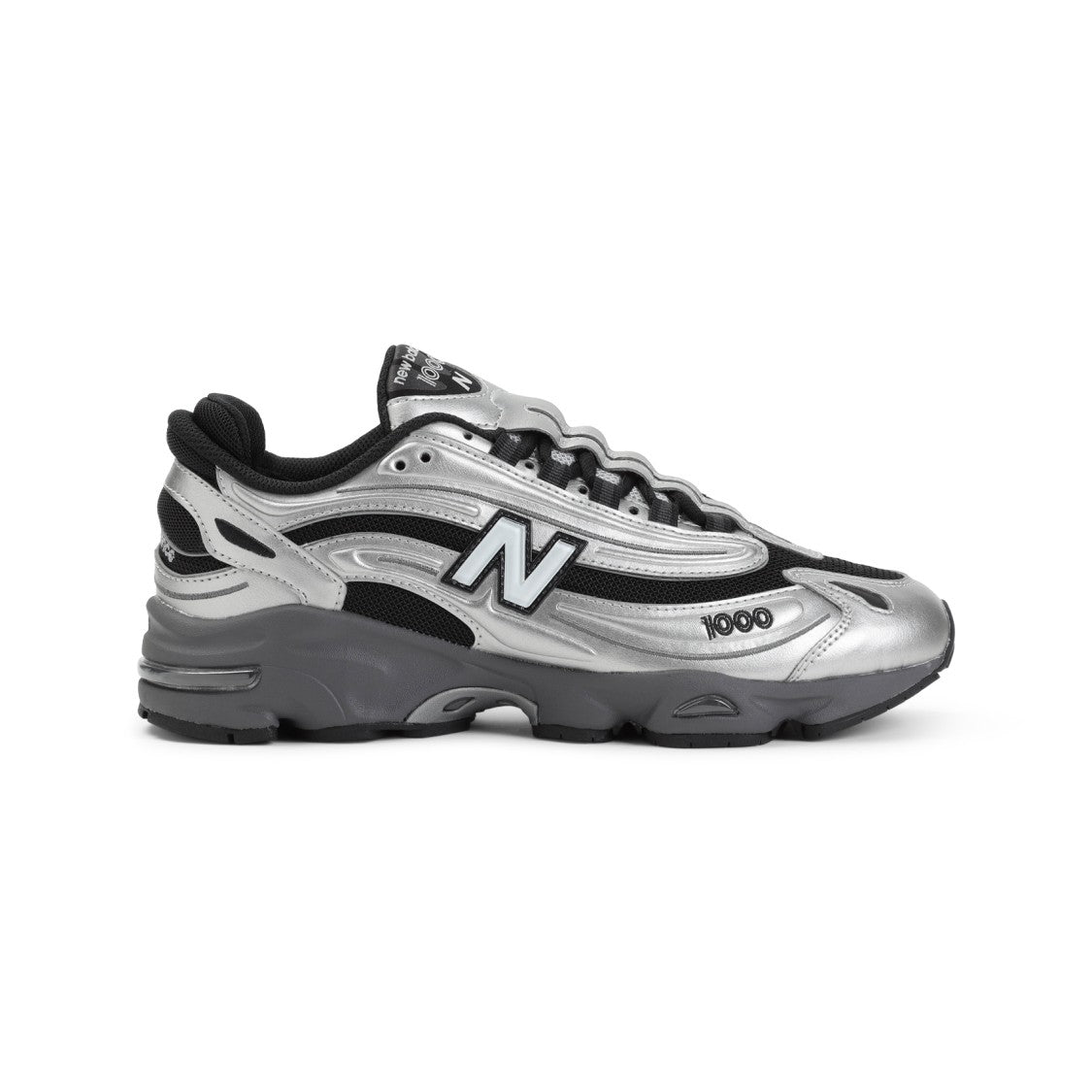 New Balance Sporty Silver Sneakers With Breathable Mesh