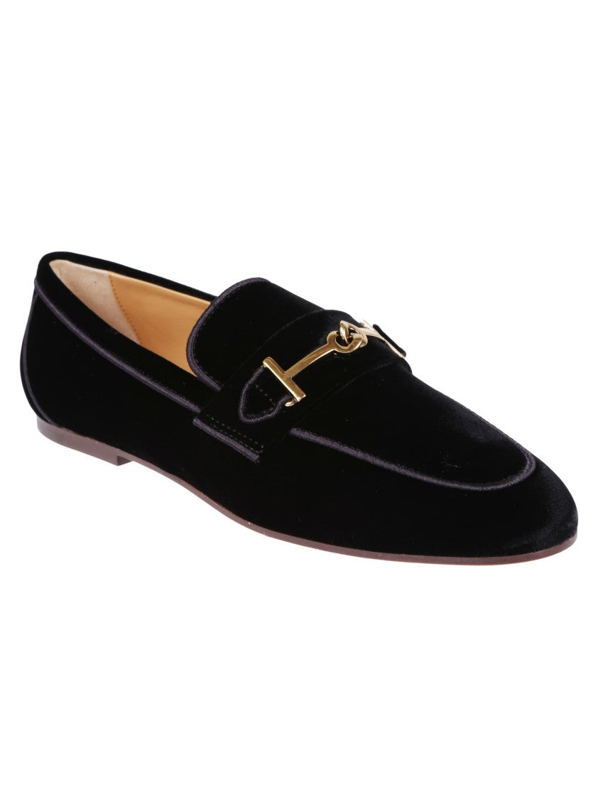 Tod's Moccasins With Gold-Tone Buckle Detail And Soft Texture