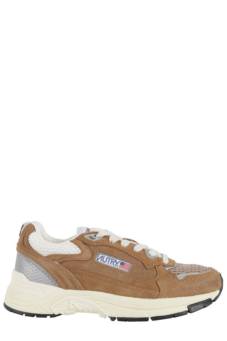 Autry Hyperway Suede