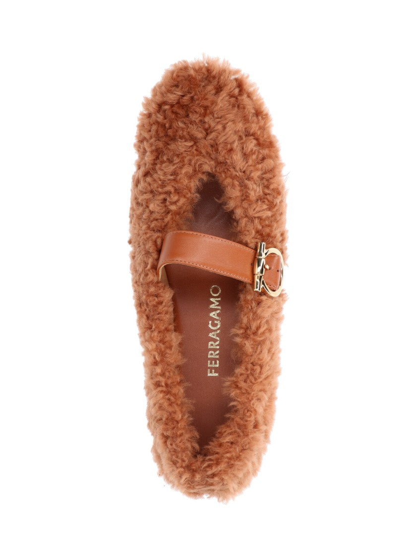 Ferragamo Rounded Toe Flat Shoes With Low-Profile Sole