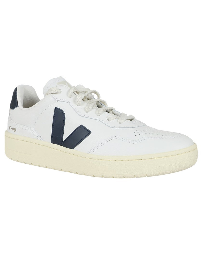 Veja Low-Top White Leather Sneakers With Contrasting Logo