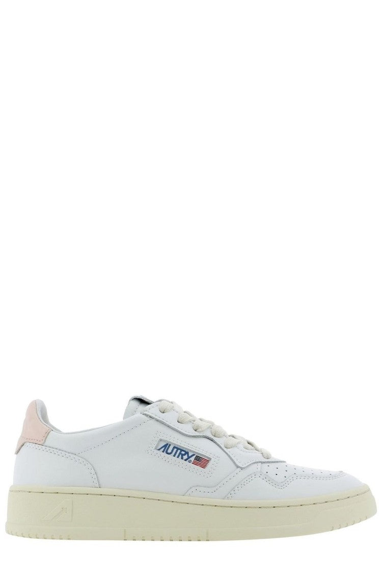 Autry Low-Top Sneakers With Clean Design And Timeless Appeal