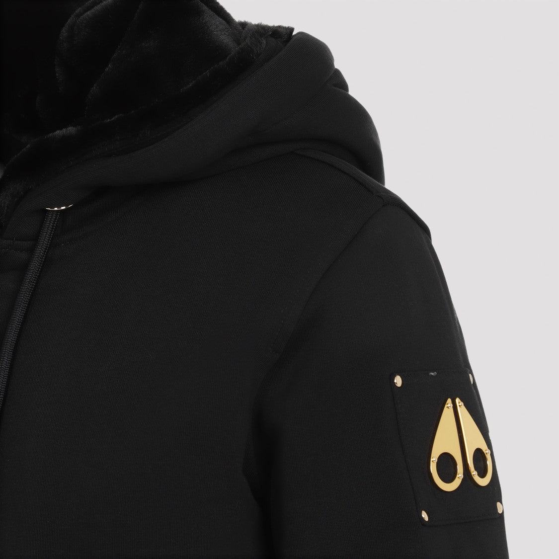 Moose Knuckles Casual Jacket With Plush Hood And Gold Accents