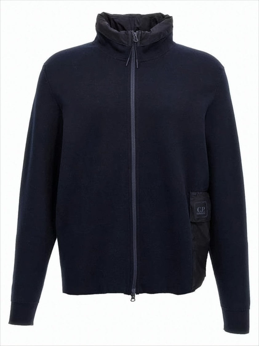 C.P. Company Minimalist Casual Jacket With High Collar And Textured Pocket