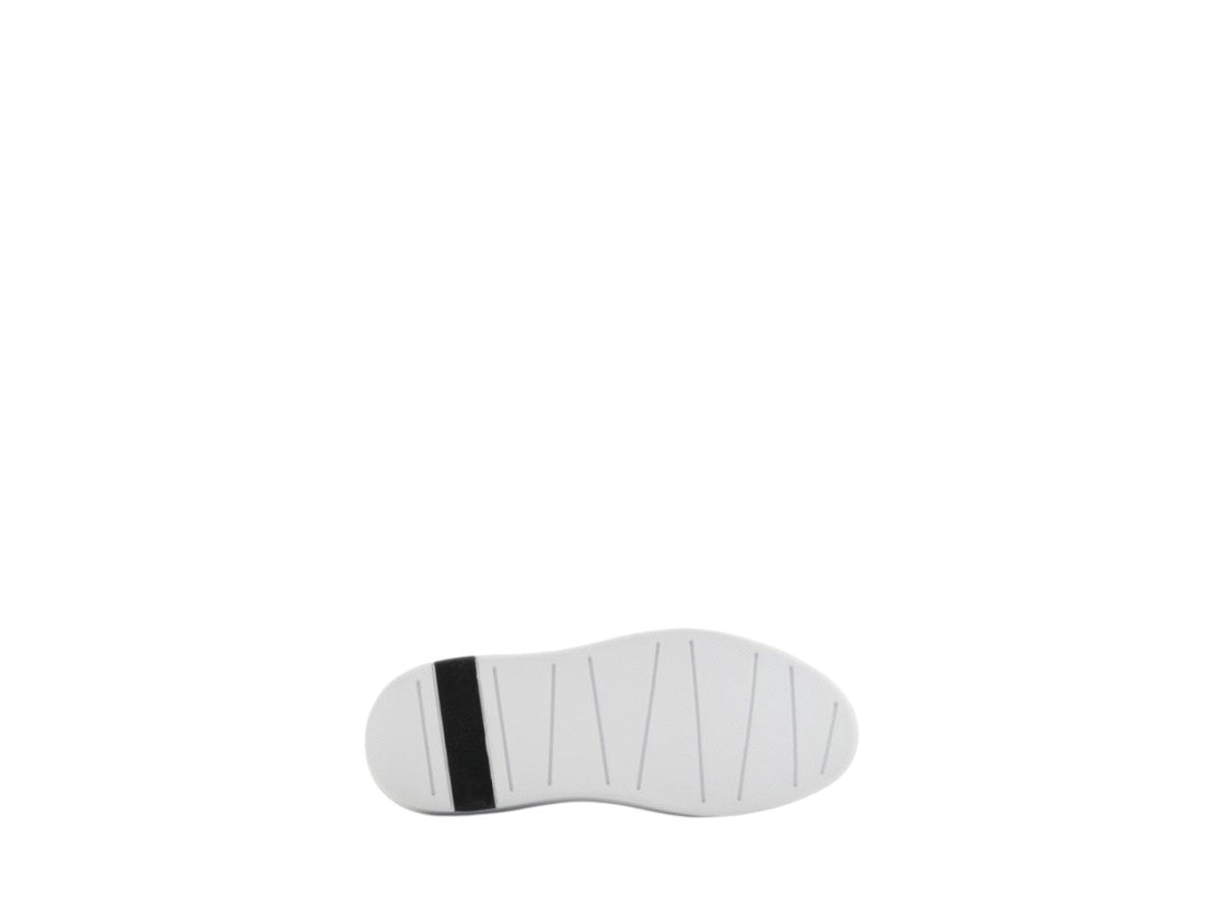 Armani Exchange Minimalist Leather Sneakers With Contrasting Heel Detail