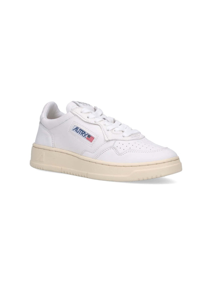 Autry "Medalist" Low-Top Sneakers White
