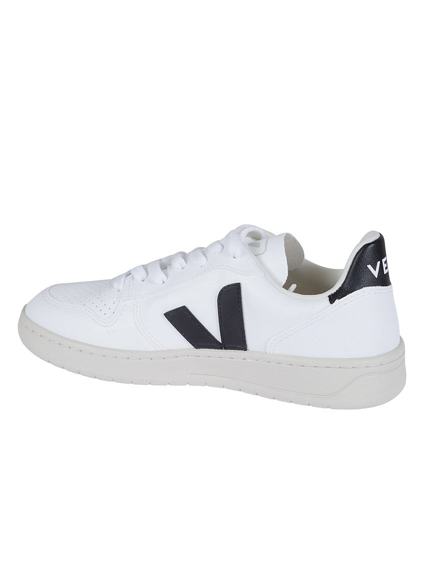 Veja Low-Top White Leather Sneakers With Perforated Detailing