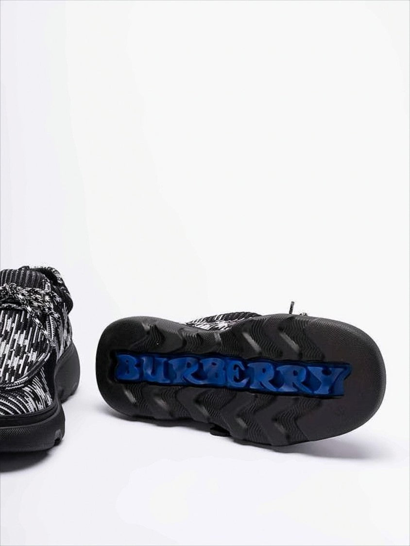 Burberry Textured Black And White Patterned Sneakers