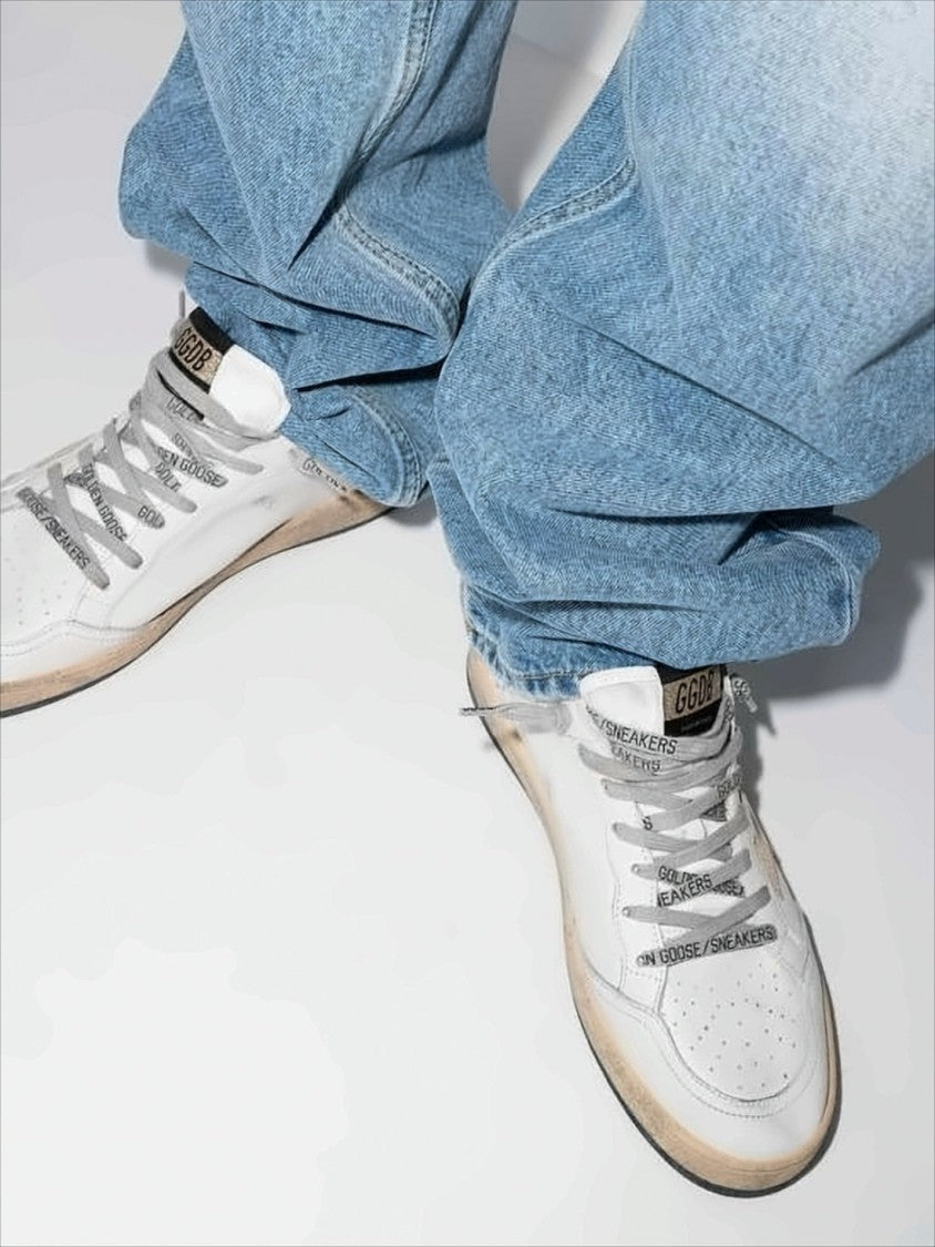 Golden Goose Distressed Low-Top Sneakers With Beige Star Detail