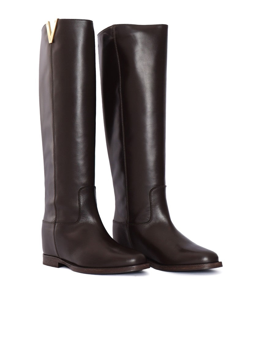 Via Roma 15 Pointed Toe V-Cutout Leather Boots