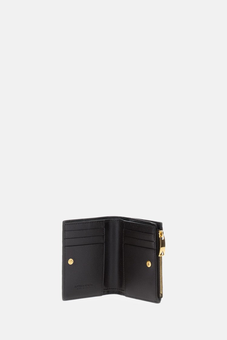 Bottega Veneta Textured Black Wallet With Signature Woven Pattern