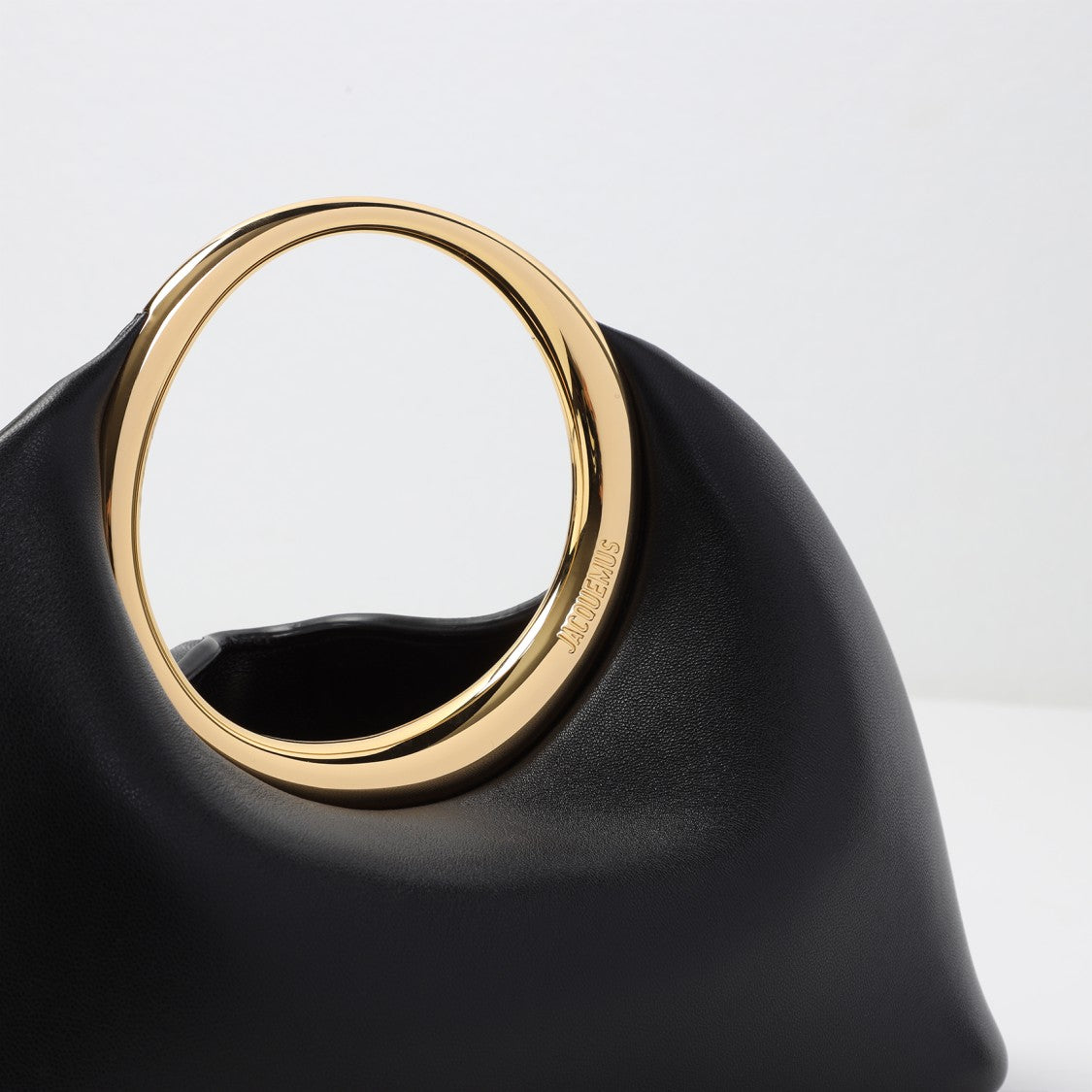 Jacquemus Lambskin Handbag With Circular Handle And Spacious Interior