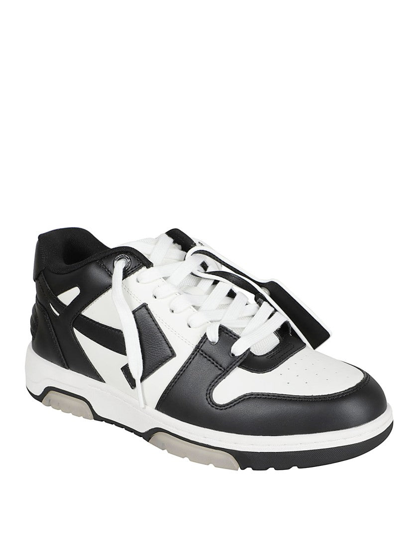 Off-White Low-Top Sneakers With Distinctive Color Block Design