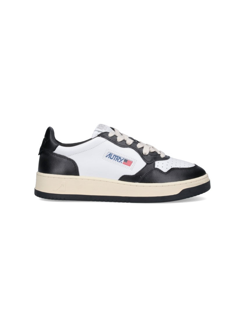 Autry Low "Medalist" Sneakers – White