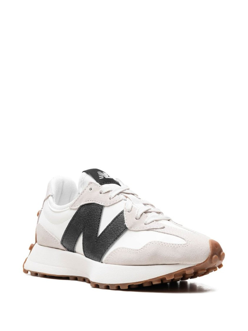 New Balance Low-Profile Sneakers In Nero With Textured Accents