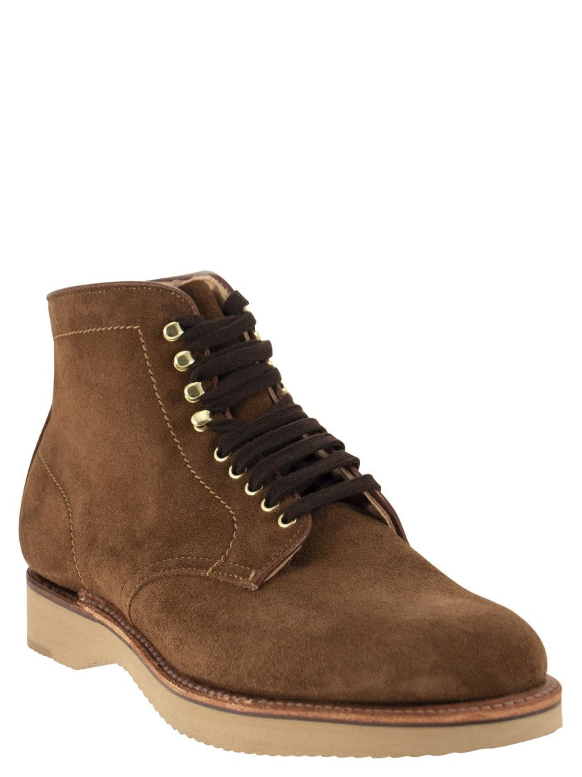 Alden M2804h Snuff Suede Boot With Contrast Stitching And Waxed Laces