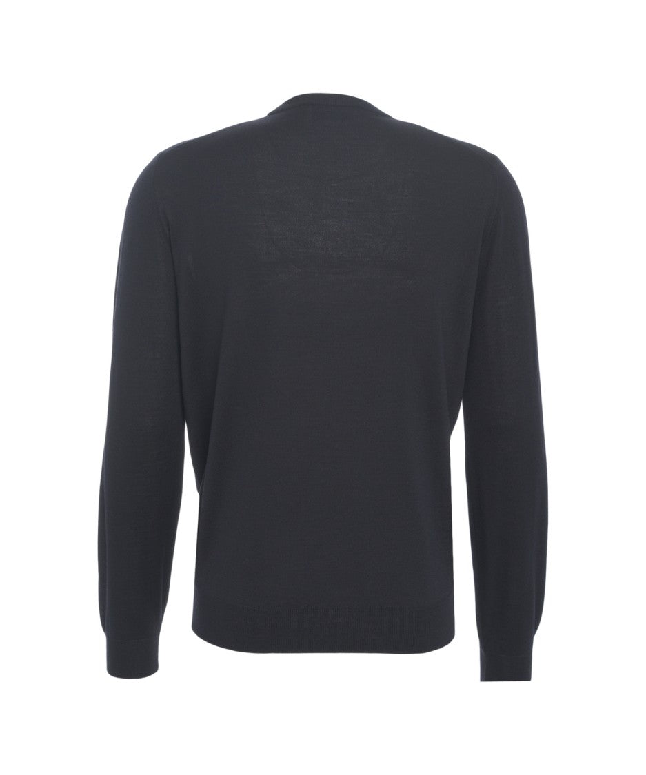 Gender Classic Slim-Fit Knit Sweater With Round Neckline