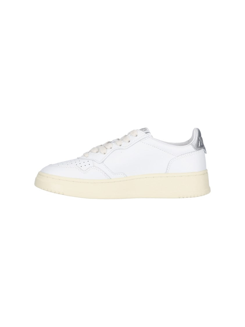 Autry Medalist 01 Low Sneakers – White