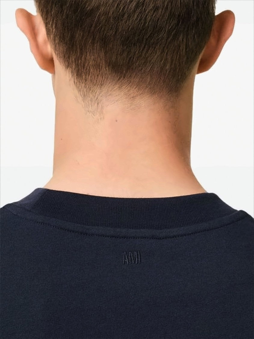 Ami Relaxed Fit Short-Sleeve T-Shirt With Raised Logo Detail