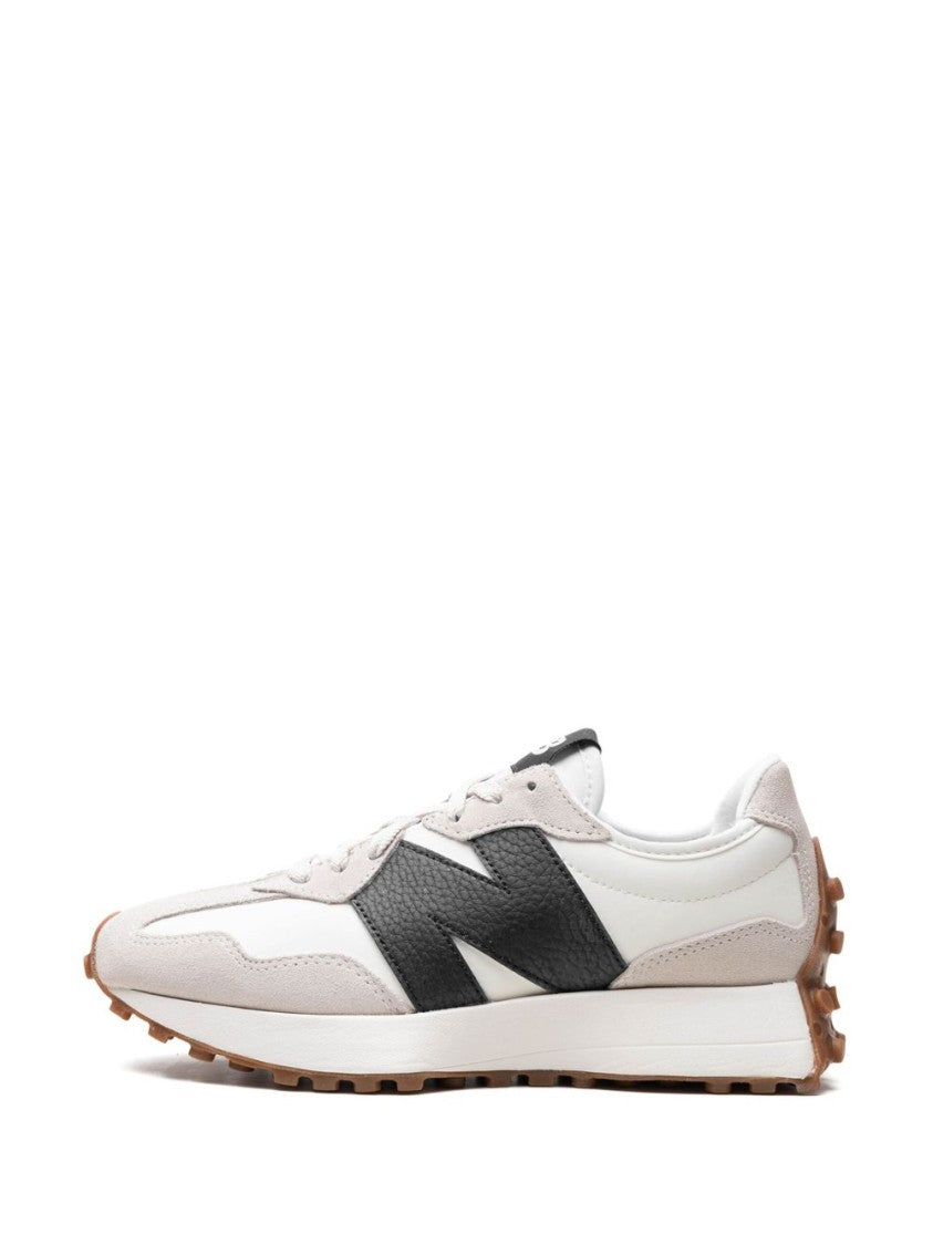 New Balance Low-Profile Sneakers In Nero With Textured Accents