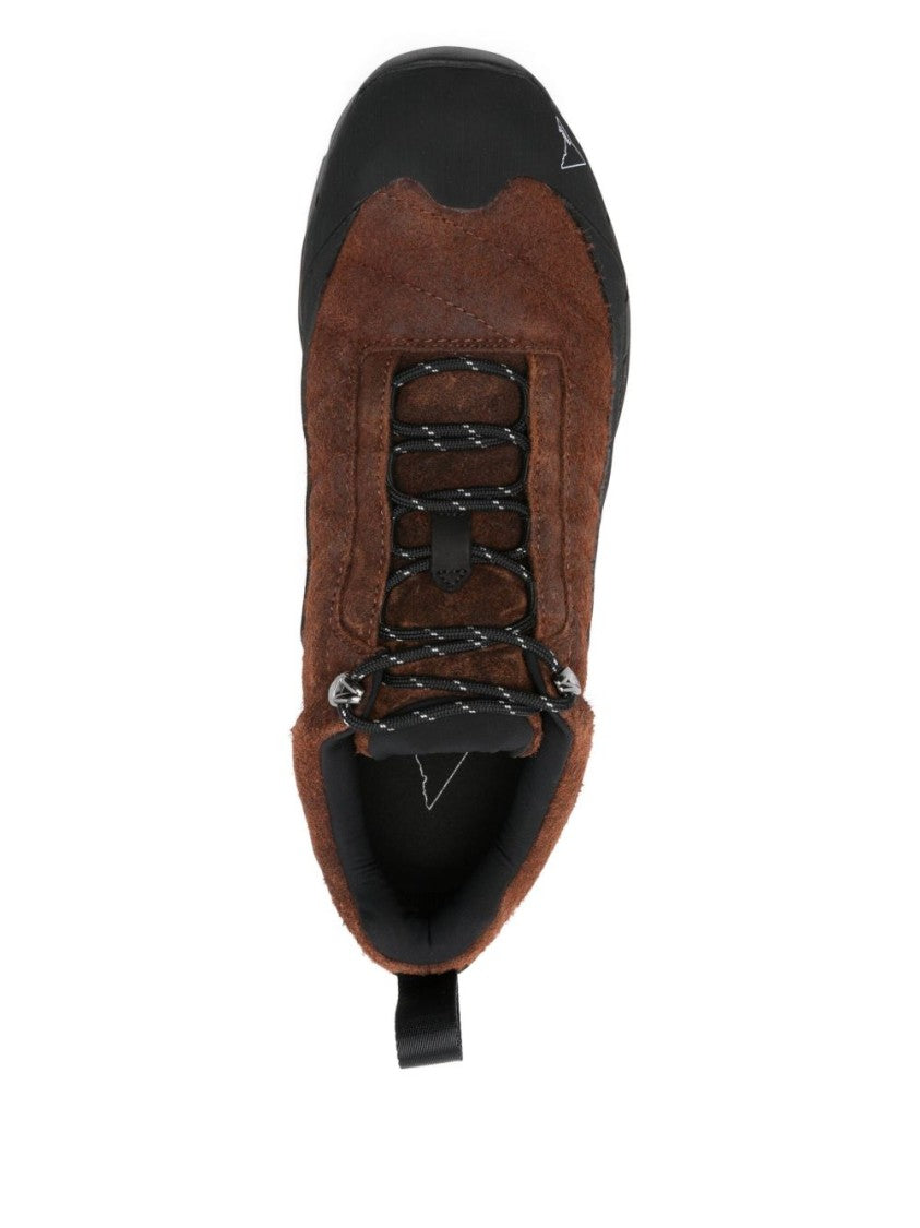 Roa Rugged Brown Flat Shoes With Textured Upper