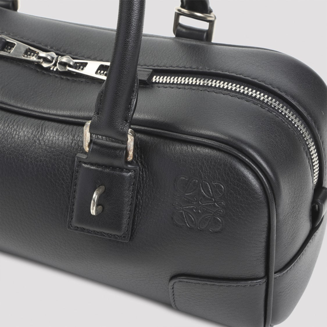 Loewe Amazona 23 Cropped Bag