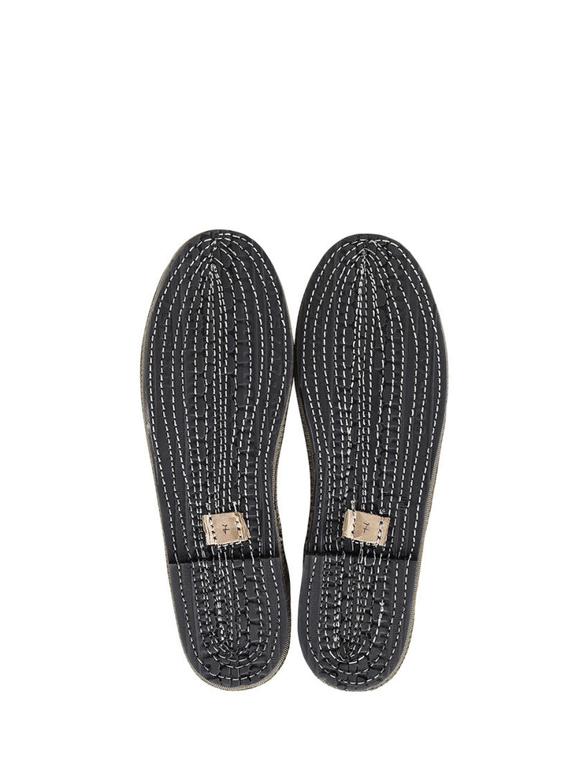 Sentier Velvety Green Low-Profile Slippers With Handcrafted Detailing