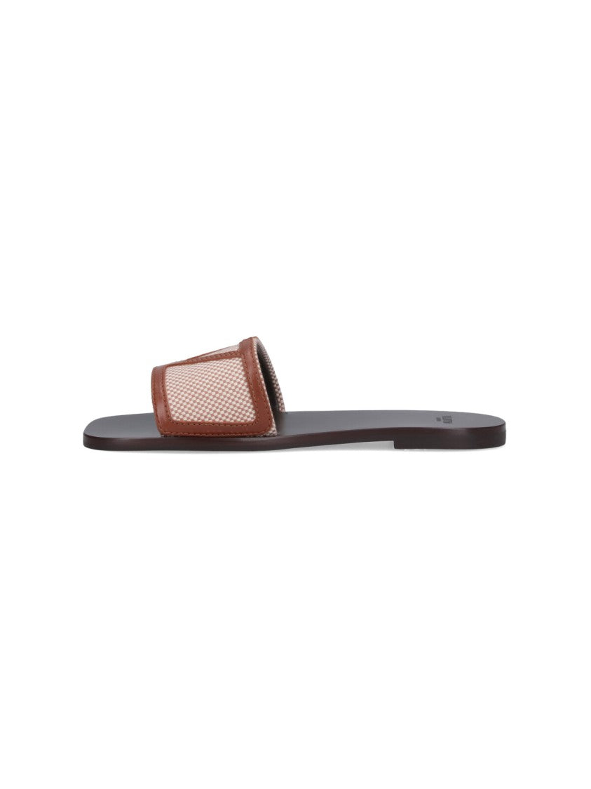 Valentino Garavani Superstar' Slide Sandals – Black/Beige