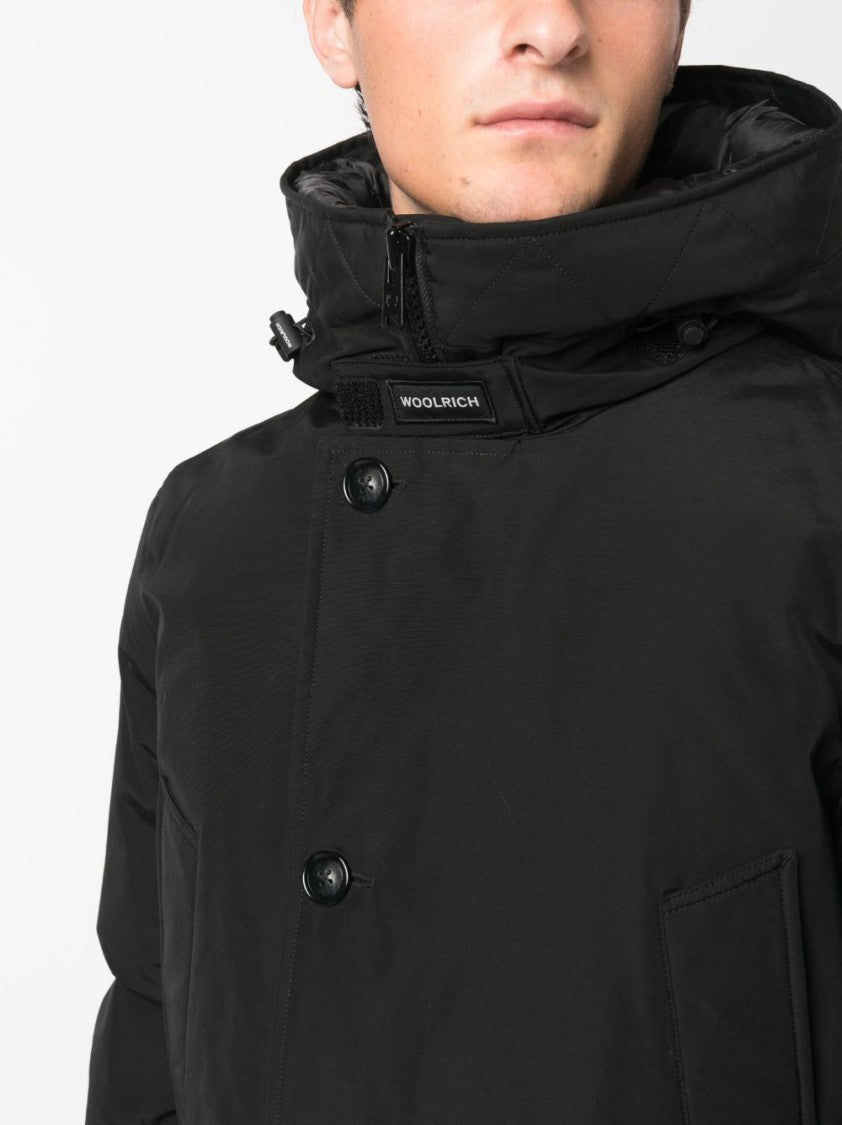 Woolrich Long Black Coat With High Collar And Flap Pockets