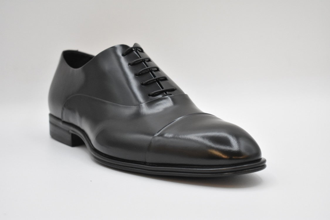 Corvari Polished Lace-Up Flat Shoes