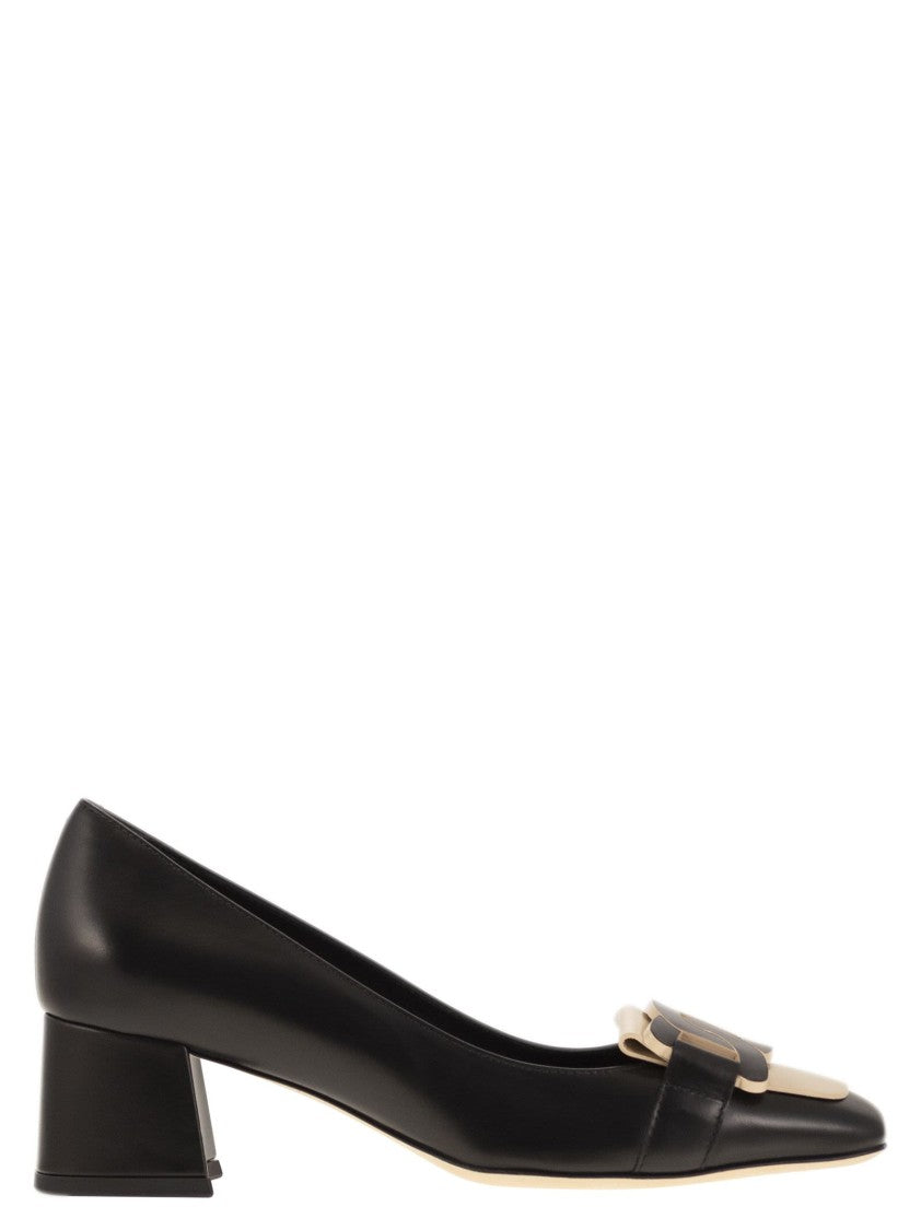 Tod's Calfskin Pumps With Custom Metal Chain Accent