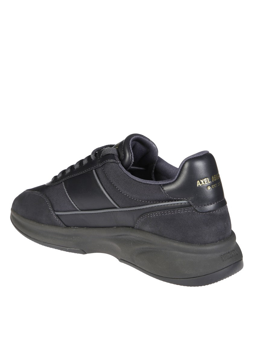 Axel Arigato Genesis Neo Runner Low-Top Sneakers With Streamlined Silhouette