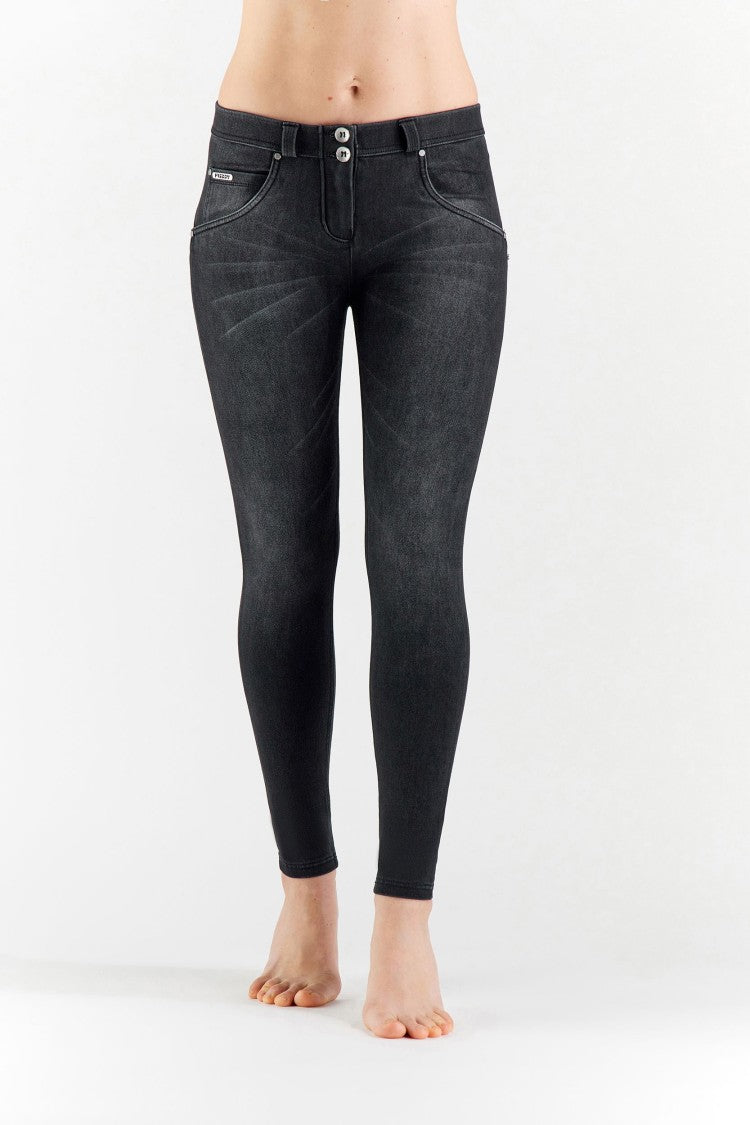 Freddy Skinny Push-Up Pants With Innovative Wrup® Technology