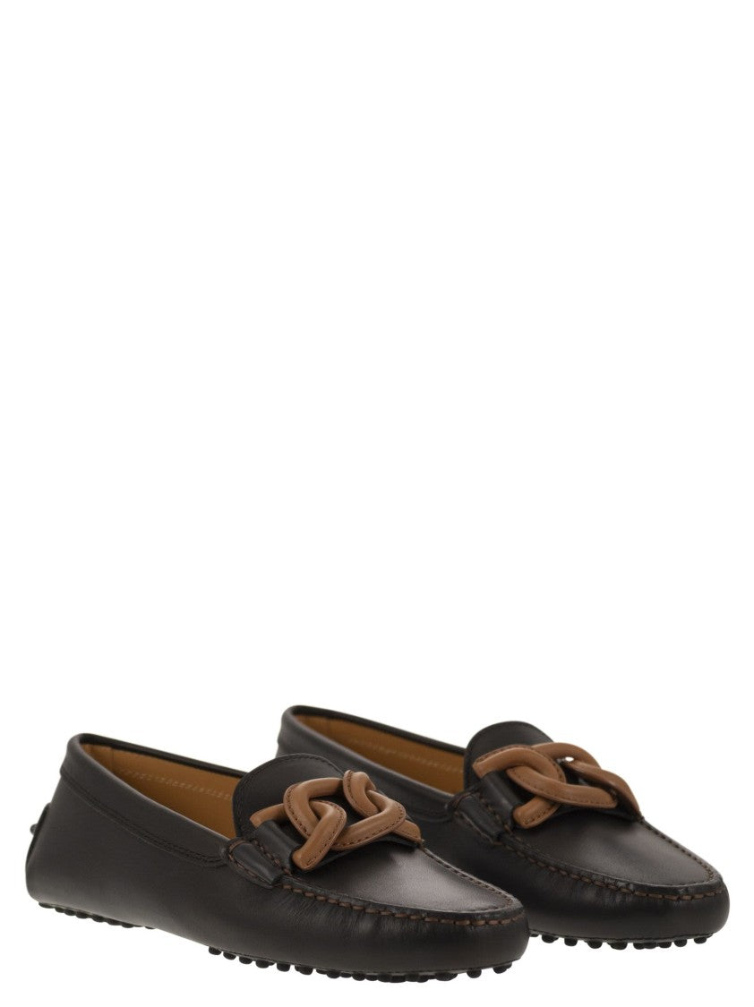 Tod's Moccasin With Leather Chain